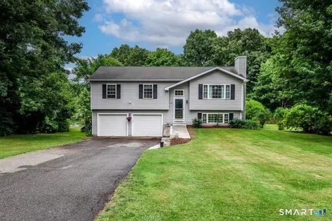 41 Candlewood Vis, New Milford, CT 06776
