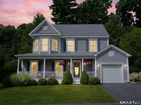 4 Rockledge Ln, Canton, CT 06019