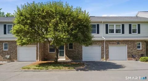 74 River Camp Dr #74, Newington, CT 06111