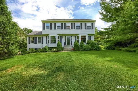 44 Chapin Rd, New Milford, CT 06776