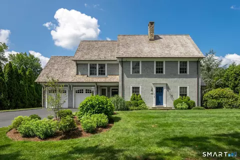 42 Kimberly Pl, New Canaan, CT 06840