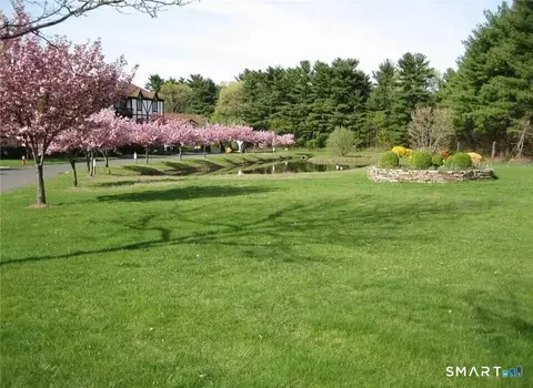 365 Mather St #27, Hamden, CT 06514