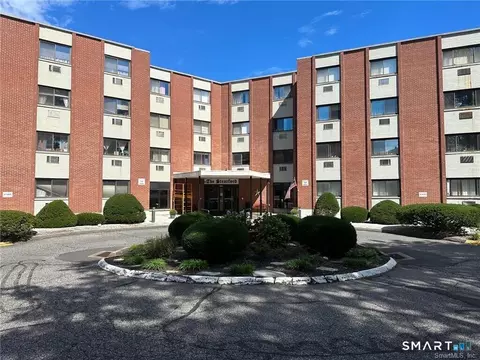 1700 Broadbridge Ave #B48, Stratford, CT 06614