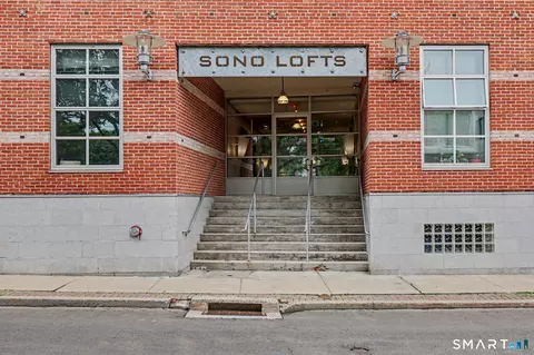 10 Ann St #301, Norwalk, CT 06854