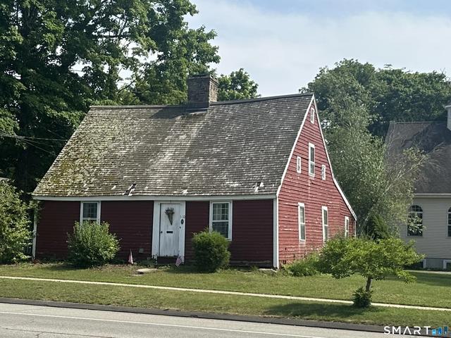 110 E Main St, Clinton, CT 06413