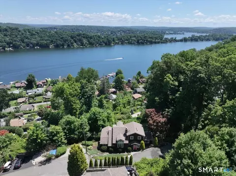 17 Keplers Way, New Fairfield, CT 06812
