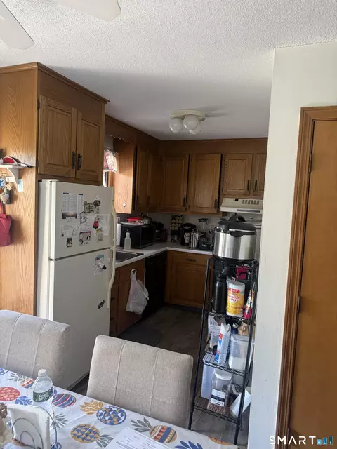 895 Matthews St #52, Bristol, CT 06010