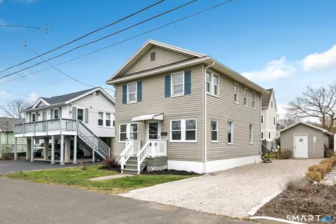 27 Elaine Rd, Milford, CT 06460