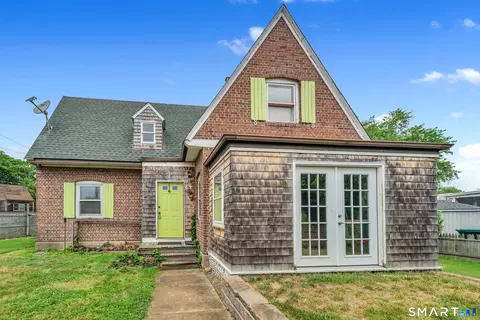 10 Prospect Dr, Stratford, CT 06615