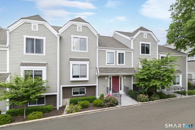 71 Aiken St #O8, Norwalk, CT 06851