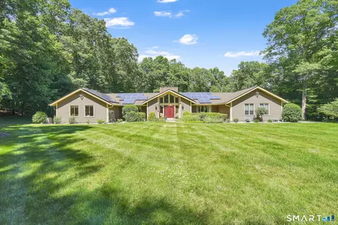 70 Davis Rd, Mansfield, CT 06268