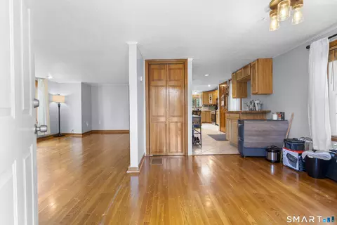 Entry Way - 93 Marconi Ave, Bristol, CT 06010 photo 1 of 1