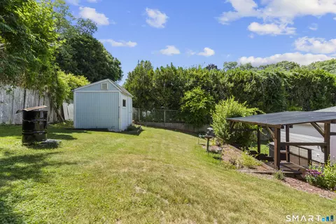 Exterior - 93 Marconi Ave, Bristol, CT 06010 photo 7 of 9