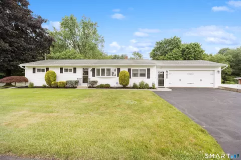 116 Frances Ann Dr, Oakville, CT 06779