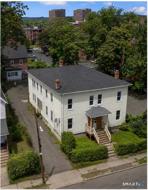 47-49 Putnam St, Hartford, CT 06106