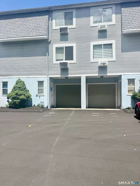 168 Mulloy Rd #13, Waterbury, CT 06705