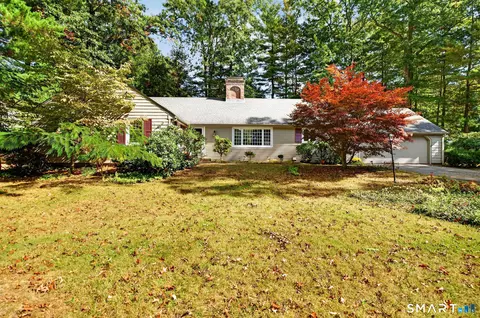 8 Cutter Ln, Glastonbury, CT 06033