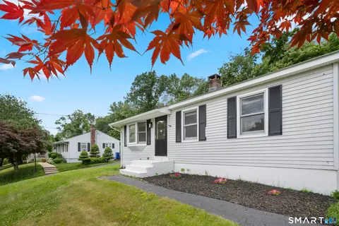 9 Cricket Rd, East Windsor, CT 06088