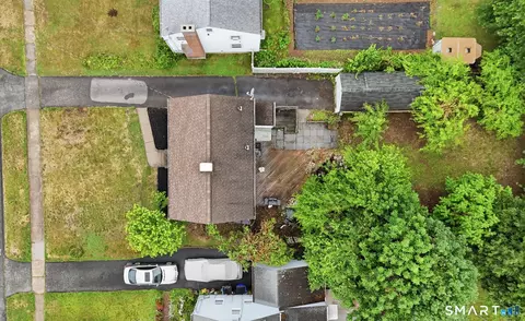 View/Area - 33 Byrd Rd, Wethersfield, CT 06109 photo 1 of 3