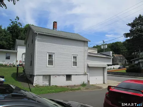 124 Spring St, Naugatuck, CT 06770