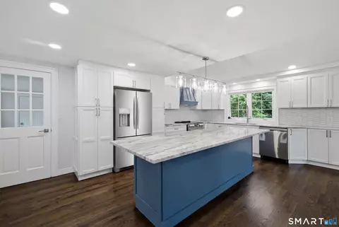 Kitchen - 920 Mountain Rd, Bloomfield, CT 06002 photo 1 of 4