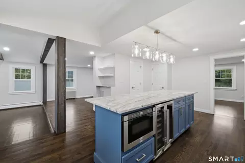 Kitchen - 920 Mountain Rd, Bloomfield, CT 06002 photo 3 of 4