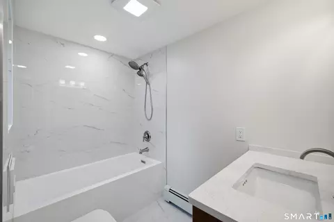 Bath - 920 Mountain Rd, Bloomfield, CT 06002 photo 3 of 3