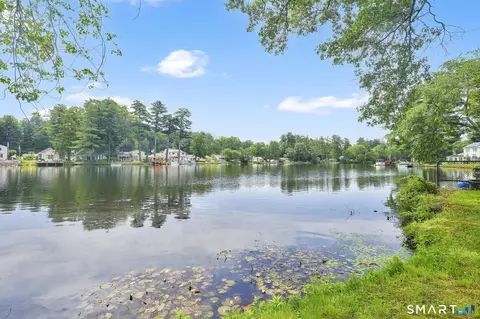 42 Wheeler Dr, Enfield, CT 06082
