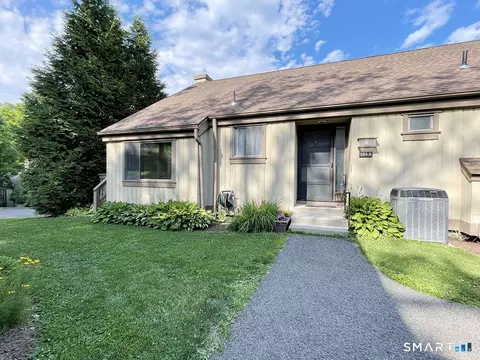 184 Heritage Vlg #A, Southbury, CT 06488