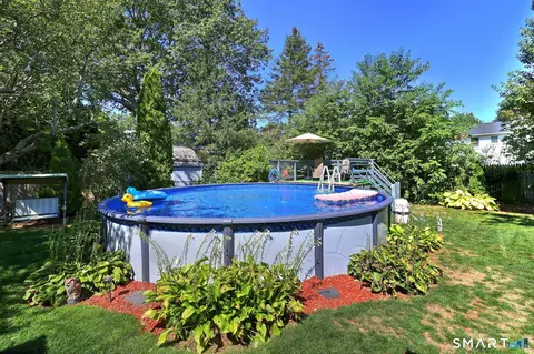 Exterior - 6 Ferguson Rd, Hamden, CT 06518 photo 6 of 9