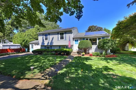 Exterior - 6 Ferguson Rd, Hamden, CT 06518 photo 3 of 9