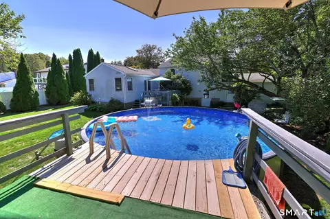 Exterior - 6 Ferguson Rd, Hamden, CT 06518 photo 7 of 9