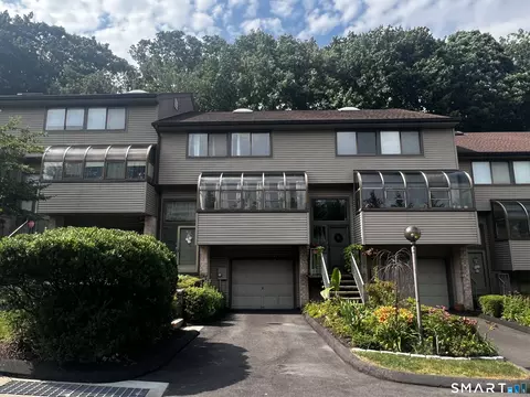 2539 Bedford St #38C, Stamford, CT 06905