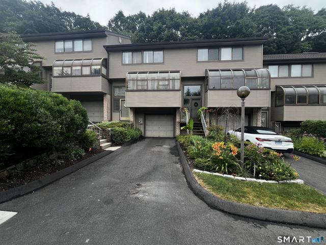 2539 Bedford St #38C, Stamford, CT 06905