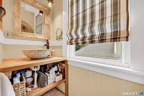 Bath - 197 Albert St, Torrington, CT 06790 photo 2 of 2