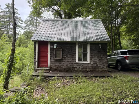 128 Popple Swamp Rd, Cornwall, CT 06754