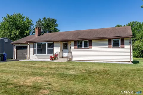 17 School House Rd, Newington, CT 06111