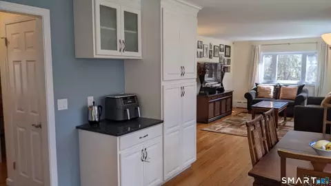 Kitchen - 17 Gray St, Monroe, CT 06468 photo 3 of 4
