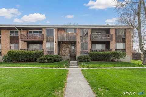 333 Vincellette St #60, Bridgeport, CT 06606