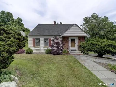 10 Spring Hill Rd, Harwinton, CT 06791