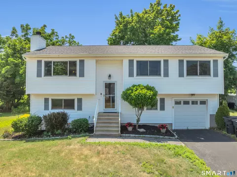 12 Roses Farm Rd, East Haven, CT 06512