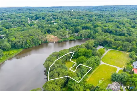 41 River Rd # B, Essex, CT 06426