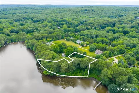 41 River Rd # B, Essex, CT 06426