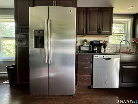 Kitchen - 57 Litchfield Ave, Killingly, CT 06263 photo 2 of 3