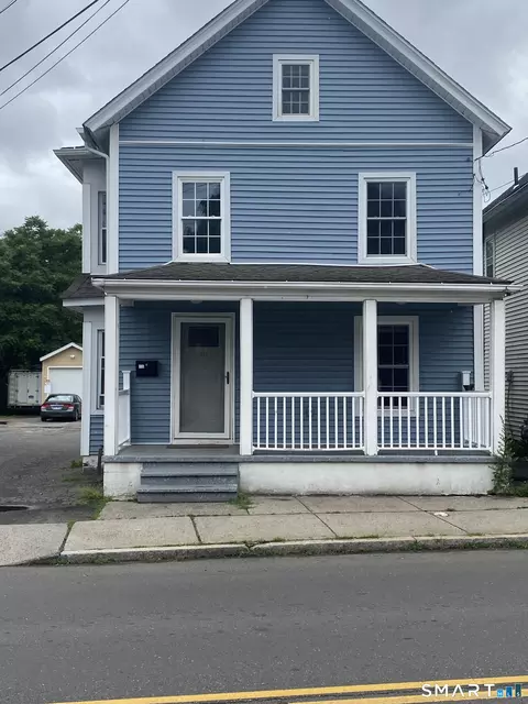 30 Wildman St, Danbury, CT 06810