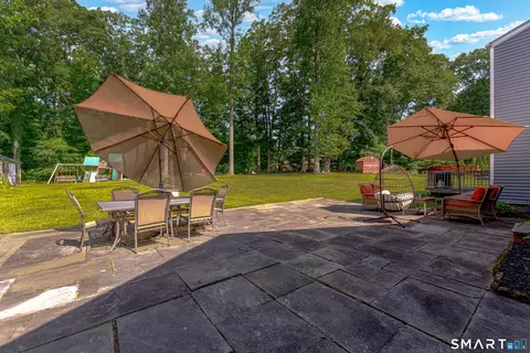 Exterior - 106 Mcdermott Cir, Hamden, CT 06514 photo 7 of 8