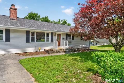 26 Avery Rd, New Milford, CT 06776