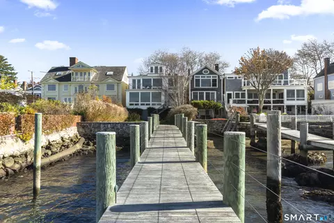 92 Water St, Stonington, CT 06378