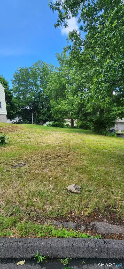 309 Francis St, New Britain, CT 06053