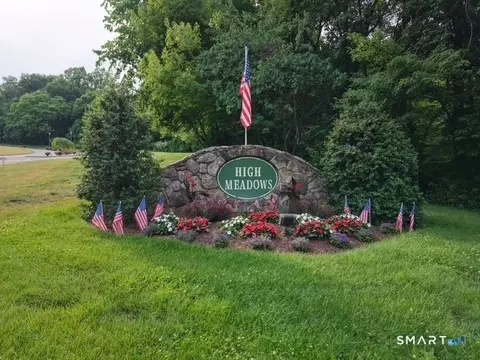 11 Behrens Ter #11, Monroe, CT 06468